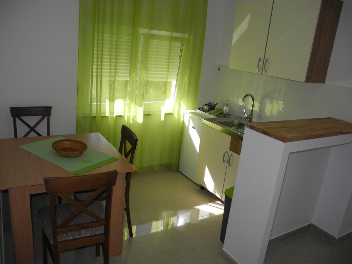 Apartments Nives 크리크베니카 외부 사진