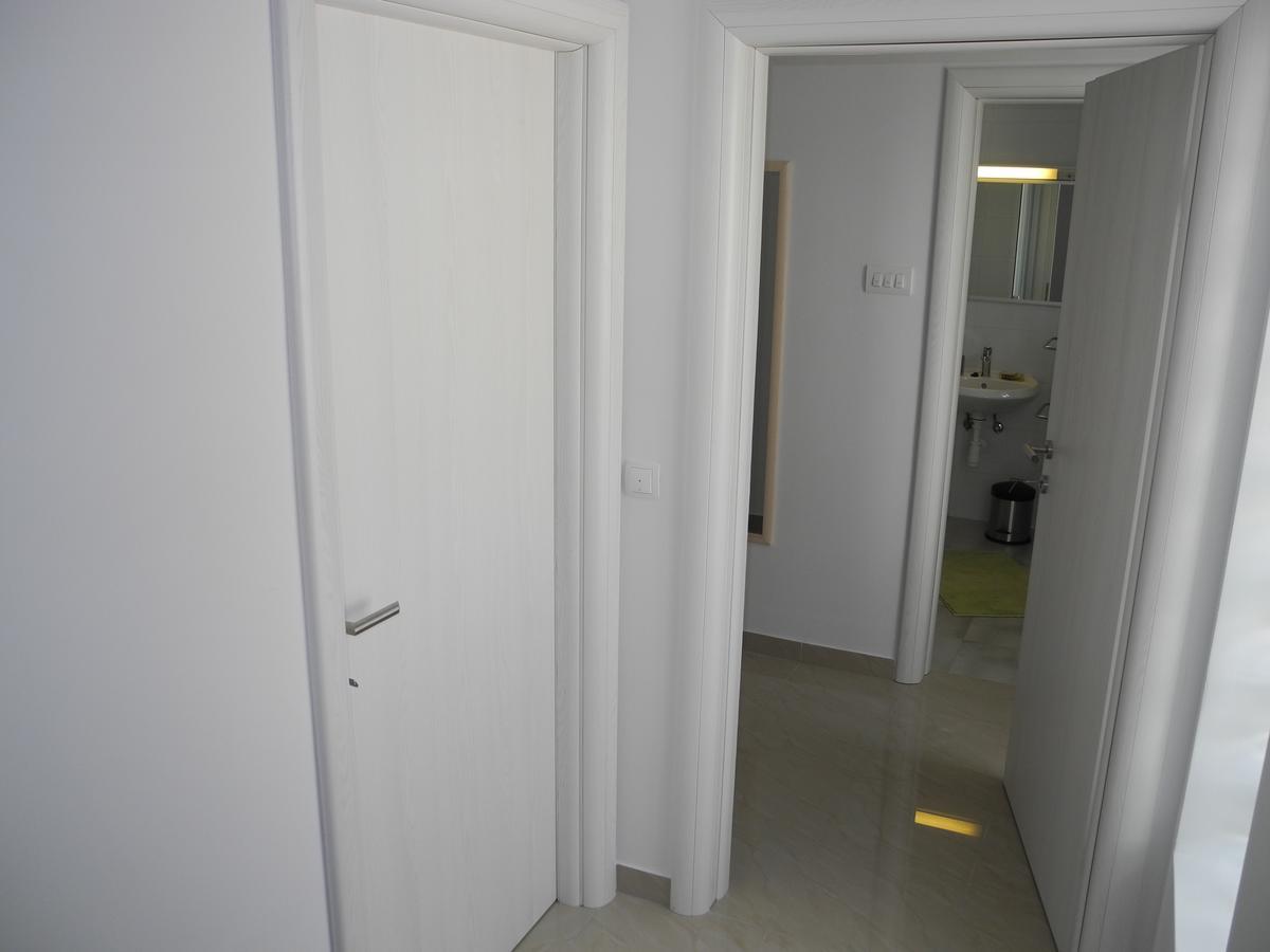 Apartments Nives 크리크베니카 외부 사진